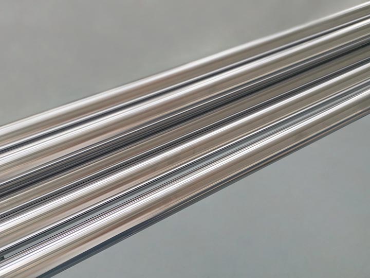 Hydraulic piston rod